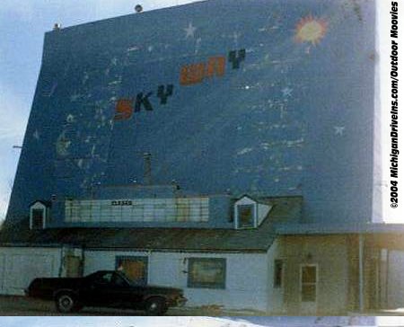 Skyway Drive-In Theatre - Skyway Drive-In 1987 Courtesy Outdoor Moovies (newer photo)